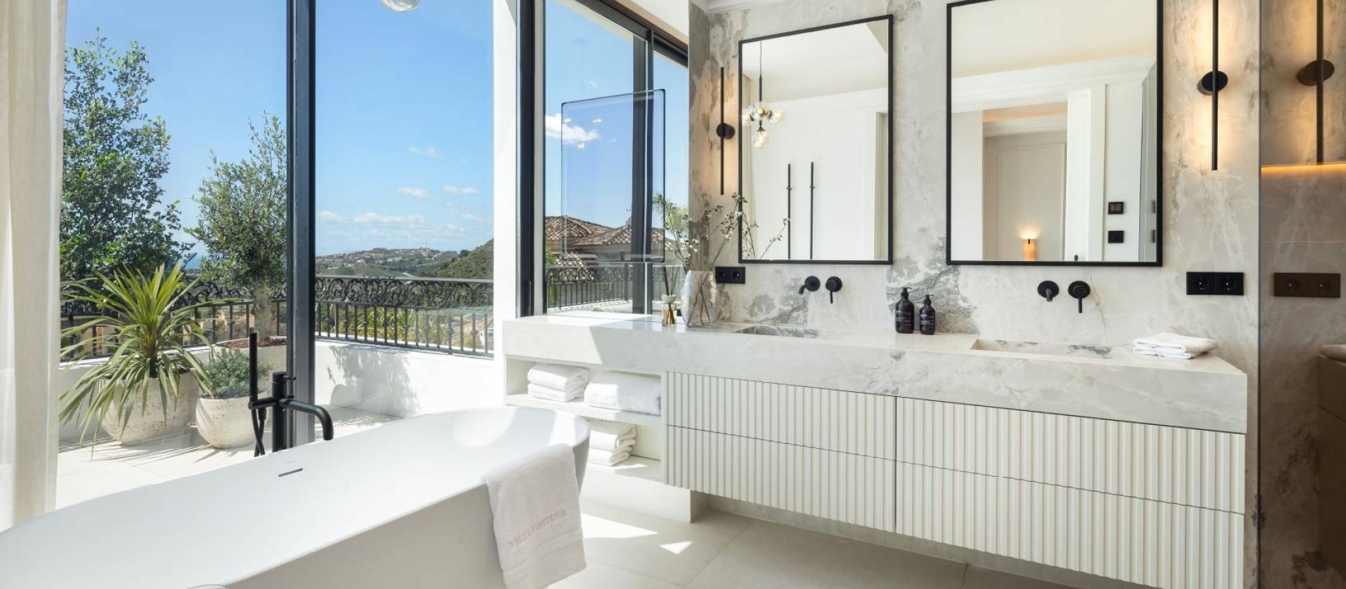 Nieuwbouw  - Villa -
Benahavis - Los Arqueros