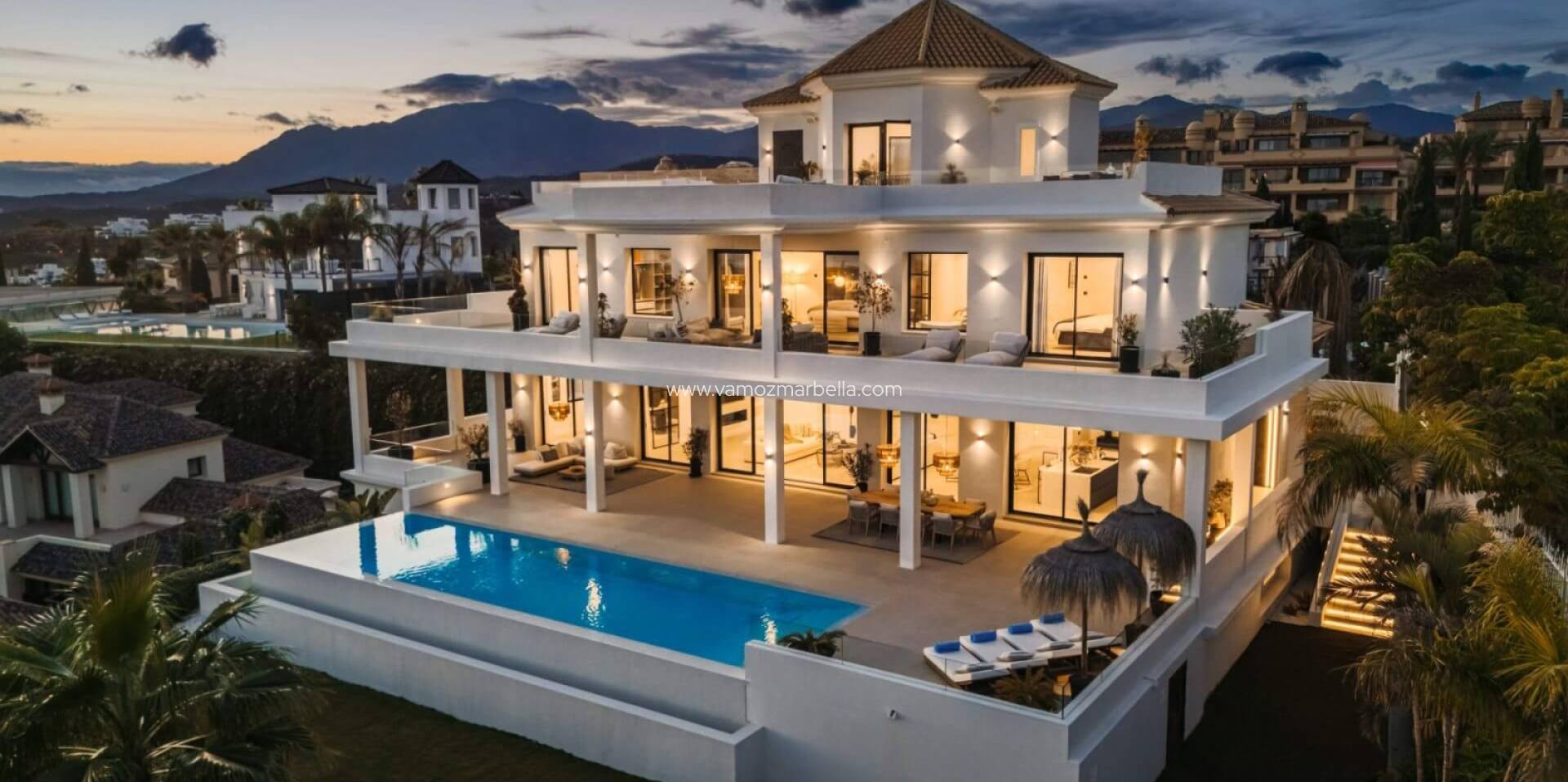 Nieuwbouw  - Villa -
Estepona - Los Flamingos