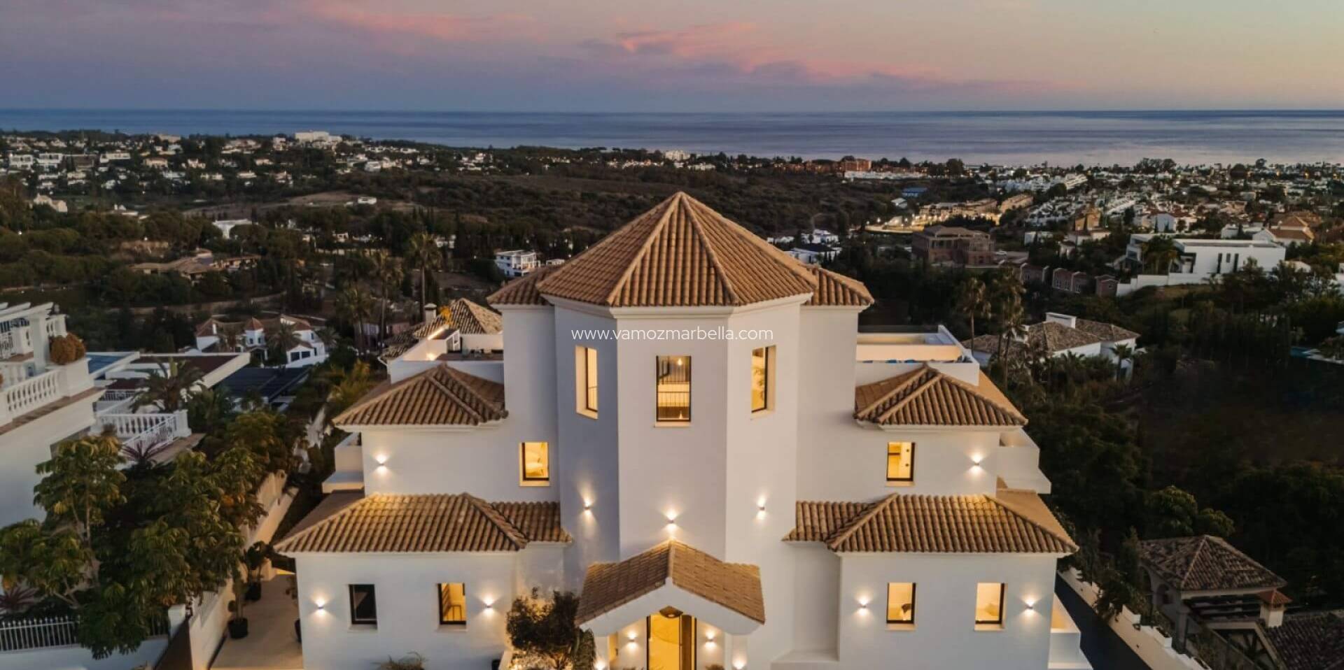 Nieuwbouw  - Villa -
Estepona - Los Flamingos
