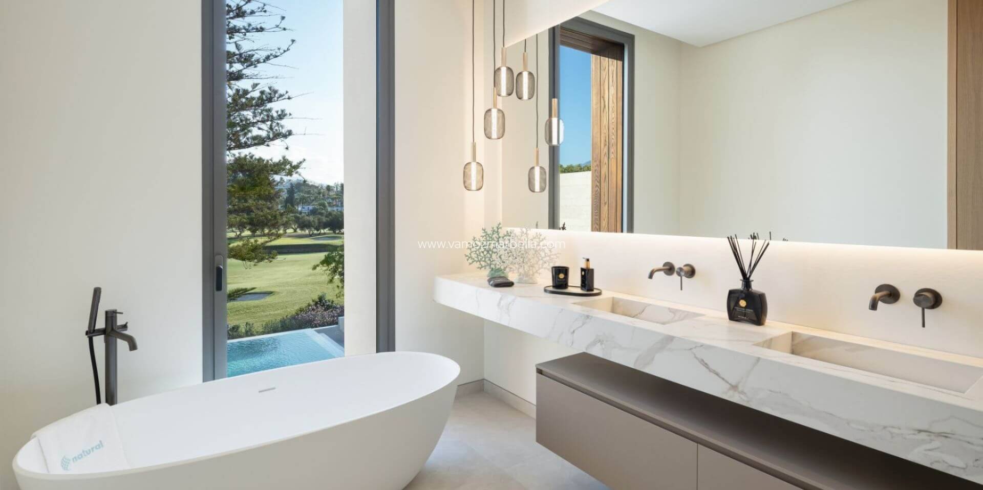 Nieuwbouw  - Villa -
Marbella - Nueva Andalucia