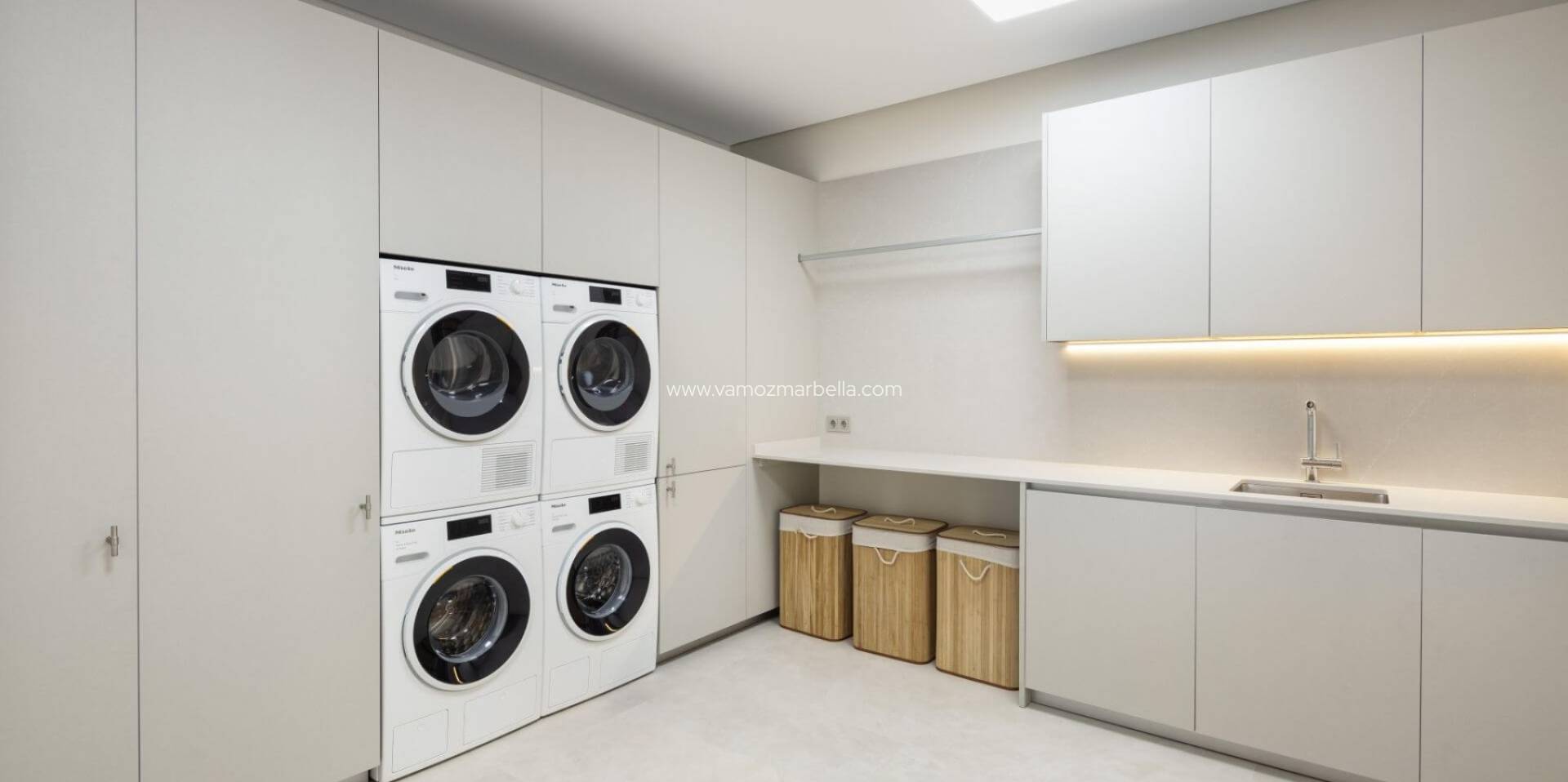 Nieuwbouw  - Villa -
Marbella - Nueva Andalucia