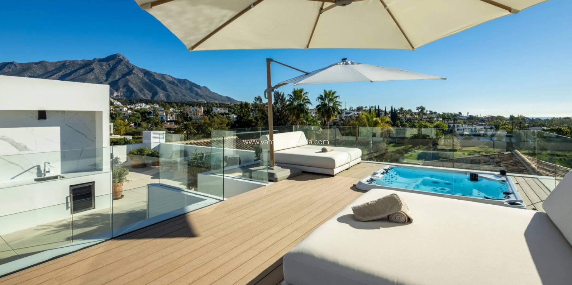 Nieuwbouw  - Villa -
Marbella - Nueva Andalucia