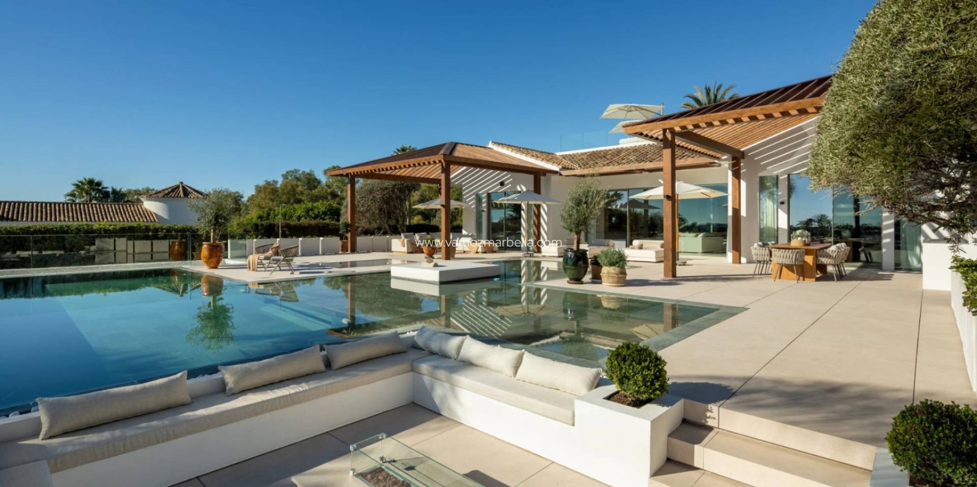 Nieuwbouw  - Villa -
Marbella - Nueva Andalucia