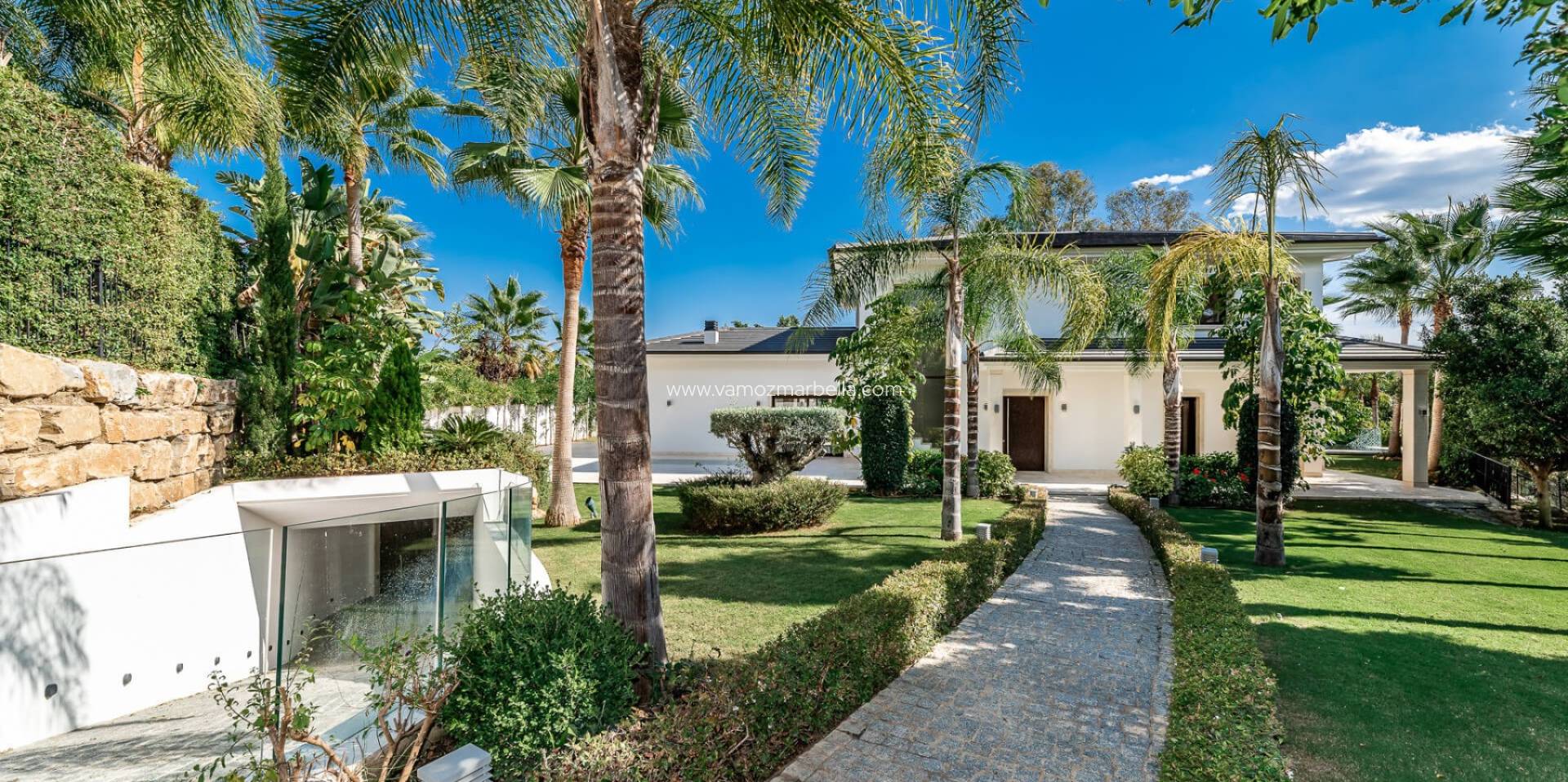 Nieuwbouw  - Villa -
Marbella - Nueva Andalucia