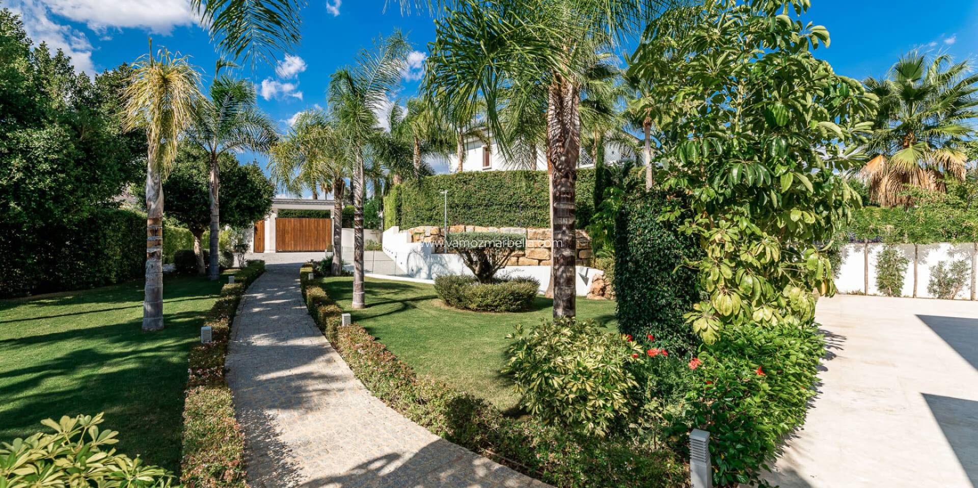 Nieuwbouw  - Villa -
Marbella - Nueva Andalucia