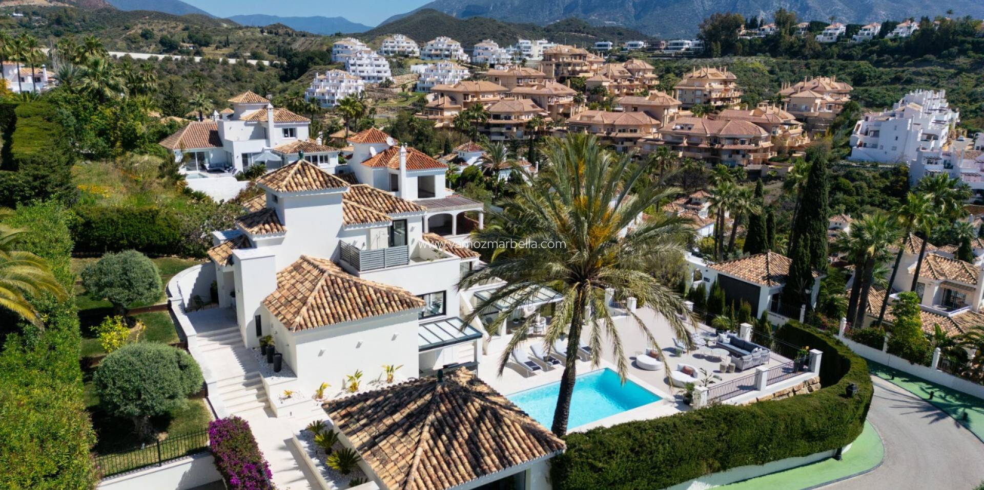 Nieuwbouw  - Villa -
Marbella - Nueva Andalucia