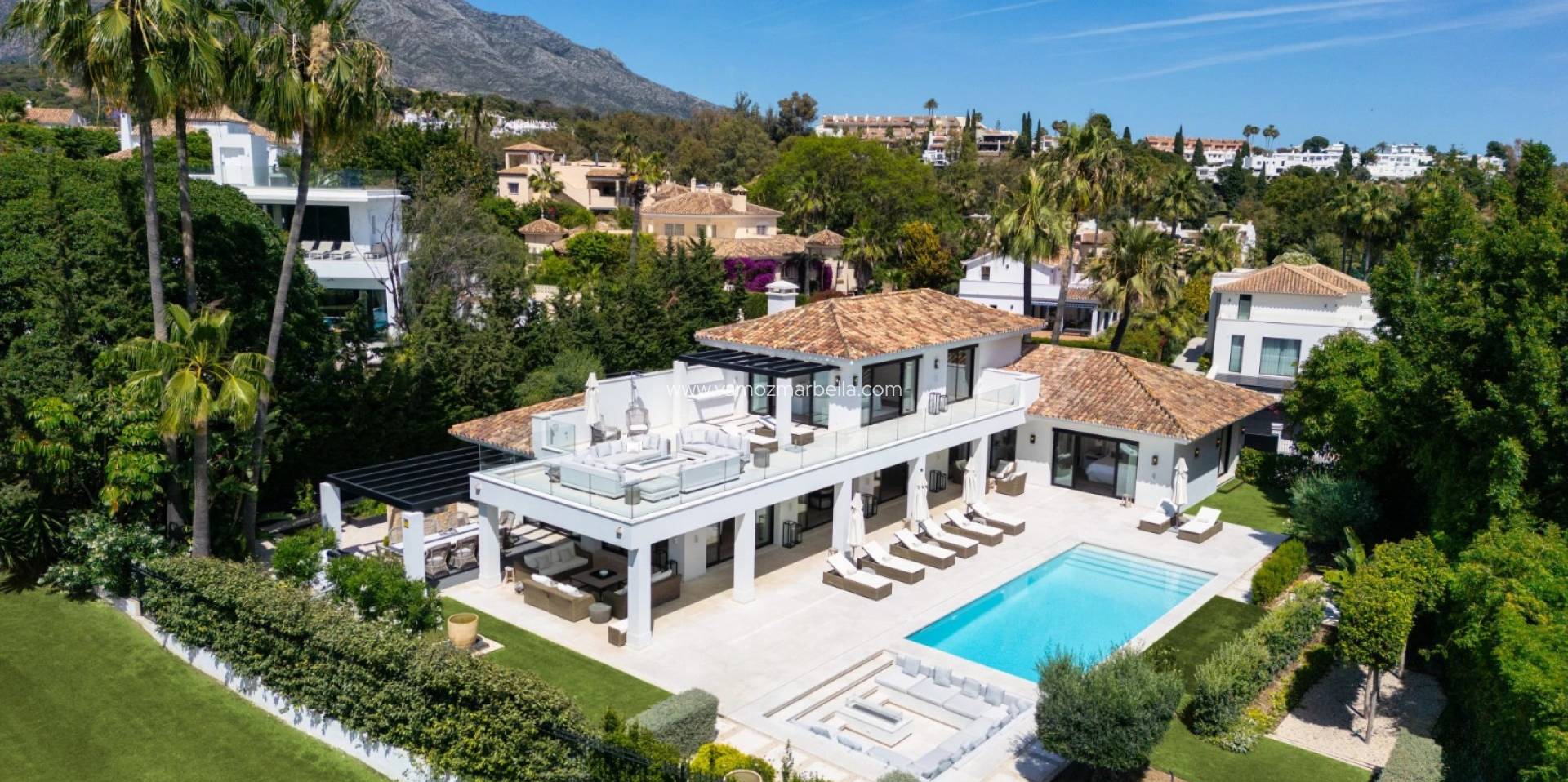 Nieuwbouw  - Villa -
Marbella - Nueva Andalucia
