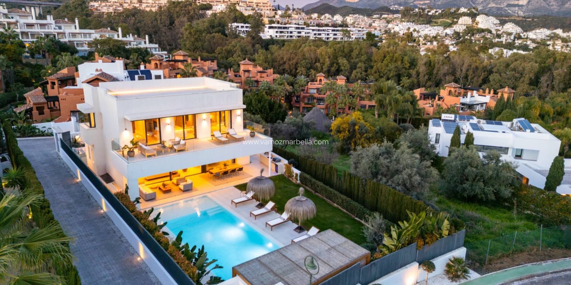 Nieuwbouw  - Villa -
Marbella - Nueva Andalucia