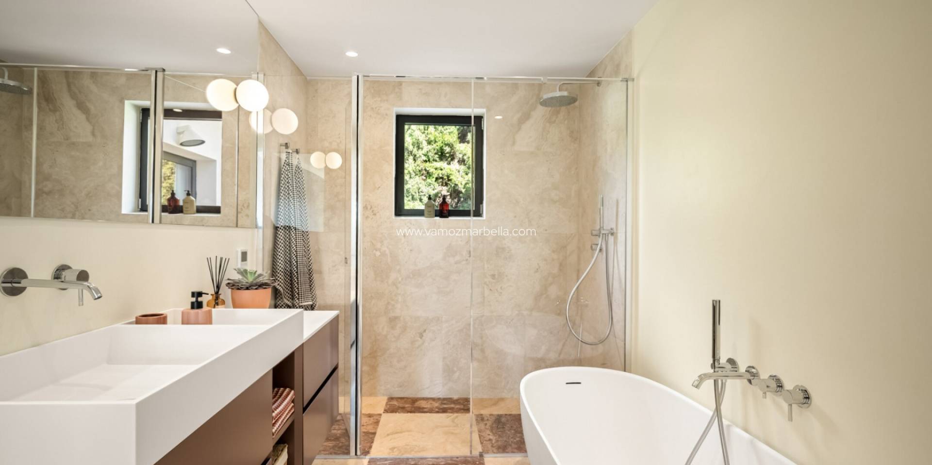 Nieuwbouw  - Villa -
Marbella - Nueva Andalucia