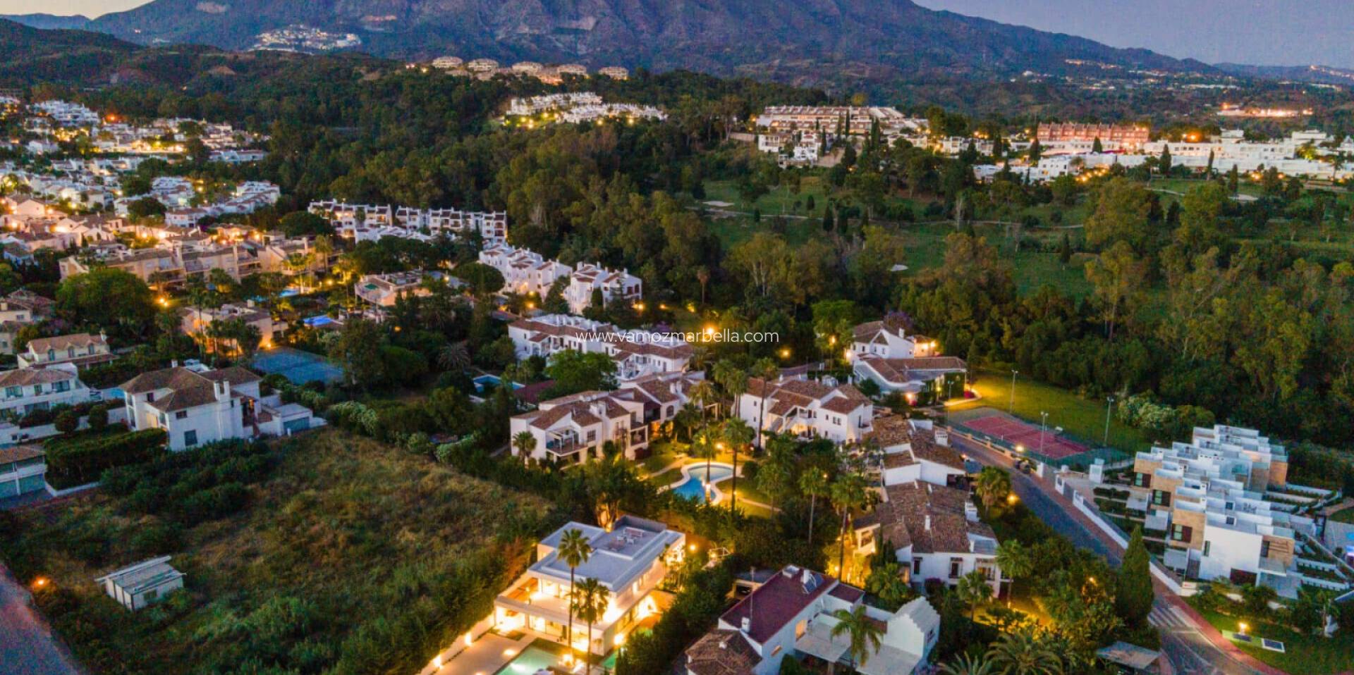 Nieuwbouw  - Villa -
Marbella - Nueva Andalucia