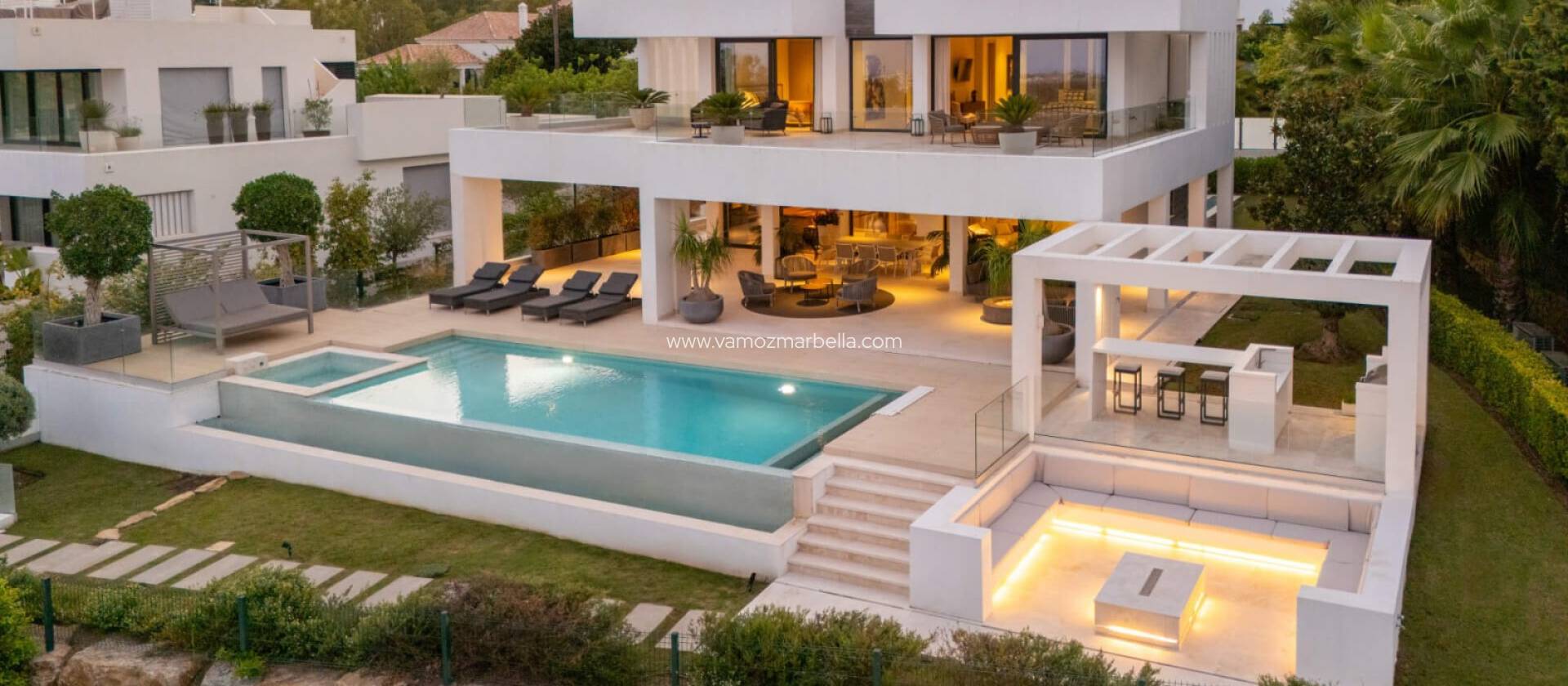 Nieuwbouw  - Villa -
Marbella - Nueva Andalucia