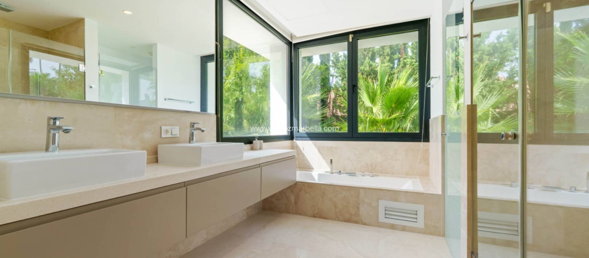 Nieuwbouw  - Villa -
Marbella - Nueva Andalucia