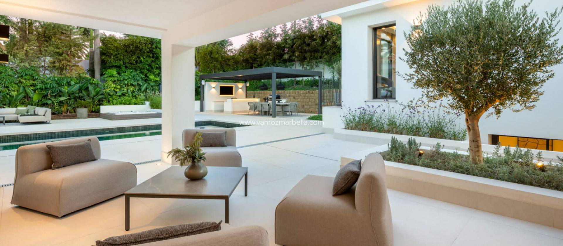 Nieuwbouw  - Villa -
Marbella - Nueva Andalucia