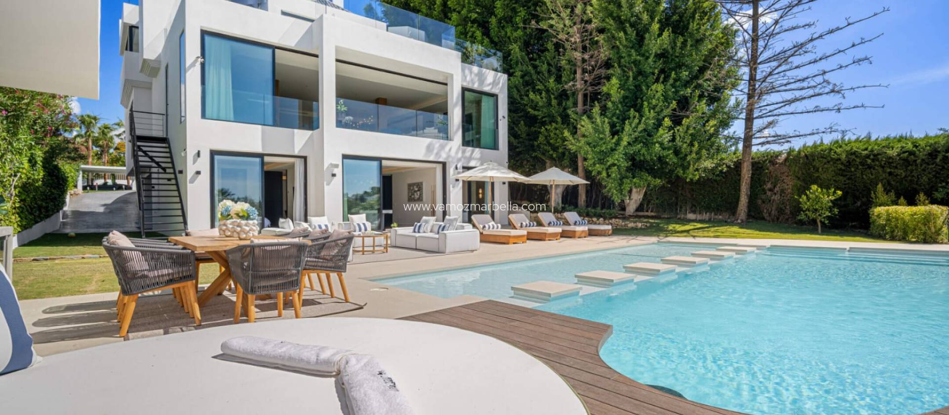 Nieuwbouw  - Villa -
Marbella - Nueva Andalucia