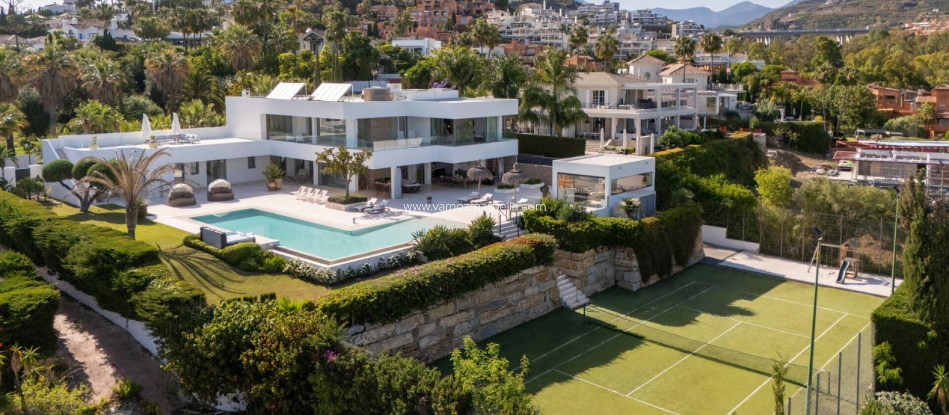 Nieuwbouw  - Villa -
Marbella - Nueva Andalucia