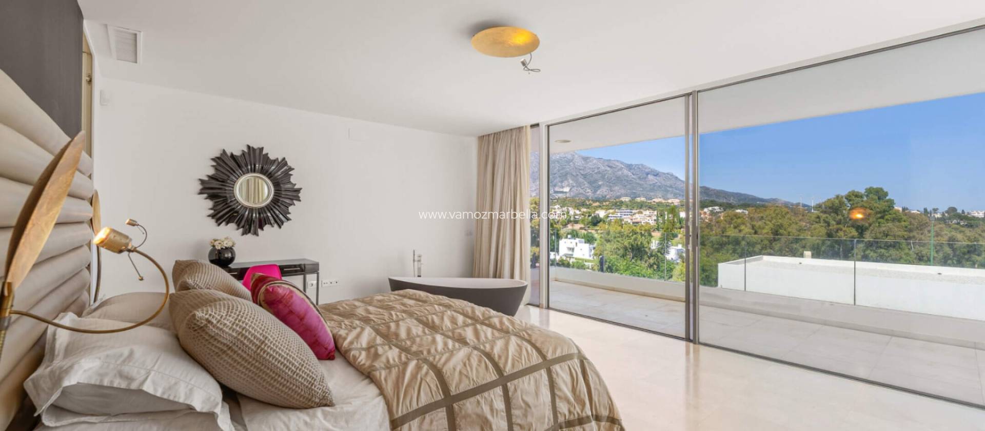 Nieuwbouw  - Villa -
Marbella - Nueva Andalucia