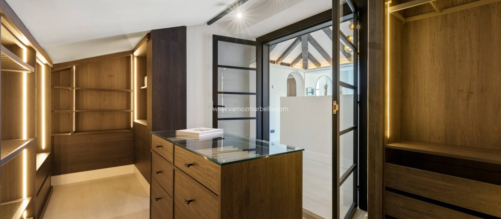 Nieuwbouw  - Villa -
Marbella - Nueva Andalucia