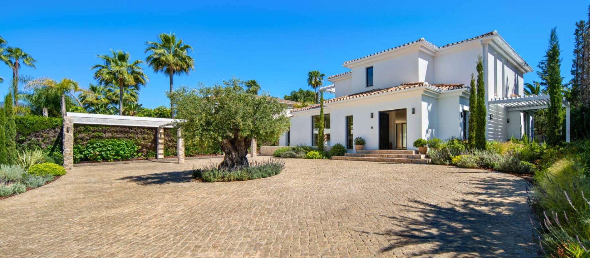 Nieuwbouw  - Villa -
Marbella - Nueva Andalucia