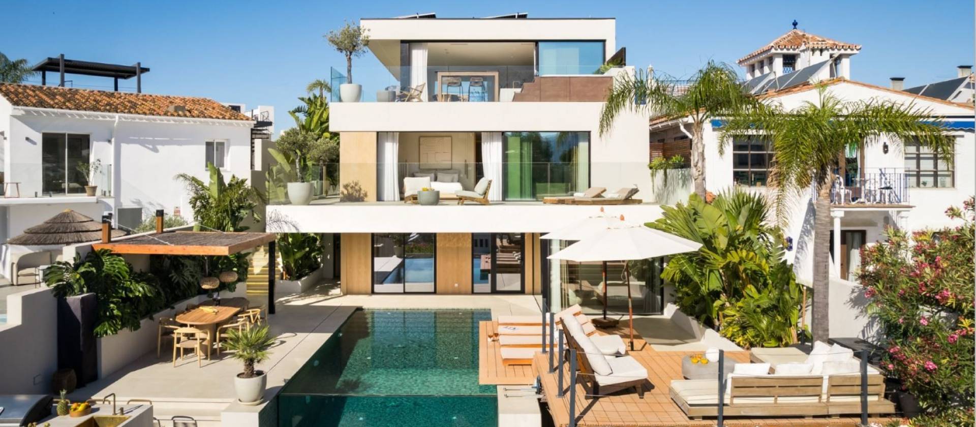 Nieuwbouw  - Villa -
Marbella - Nueva Andalucia