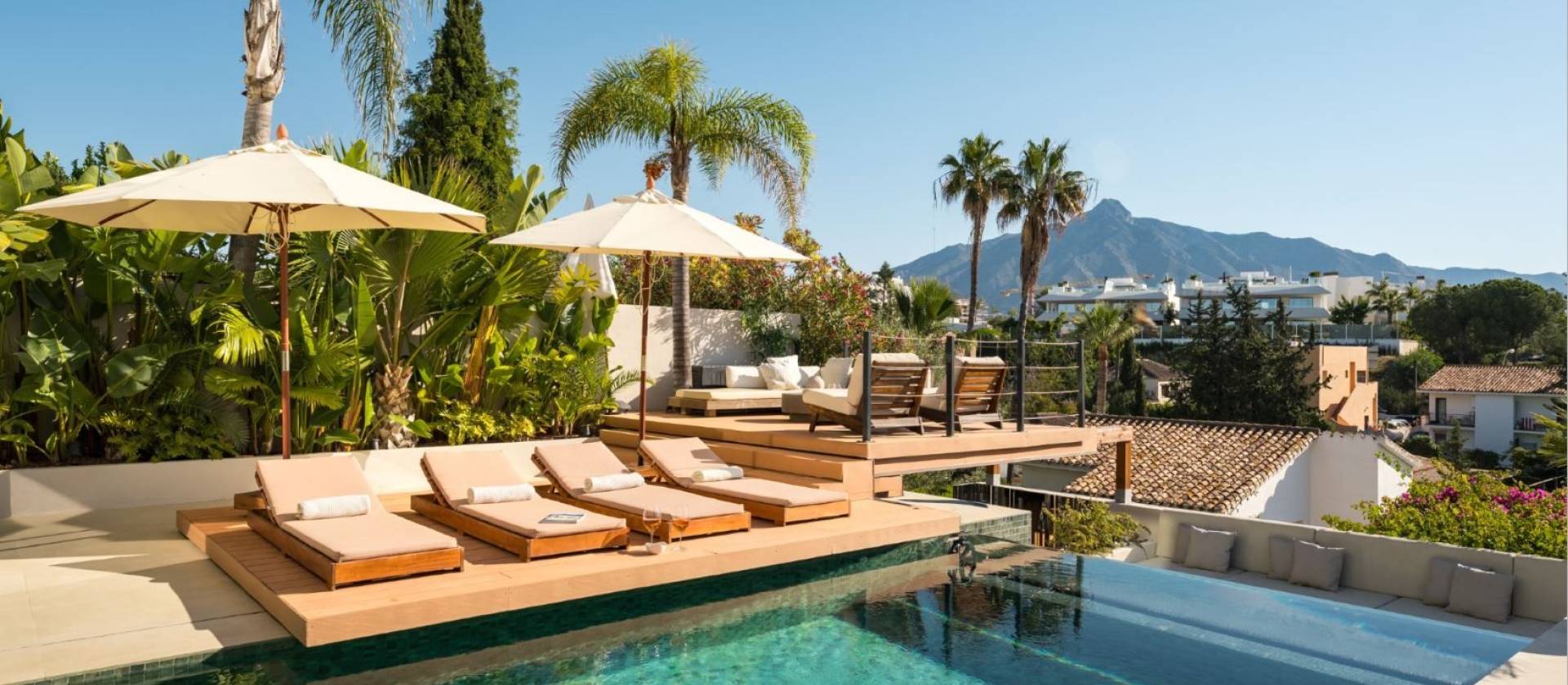 Nieuwbouw  - Villa -
Marbella - Nueva Andalucia