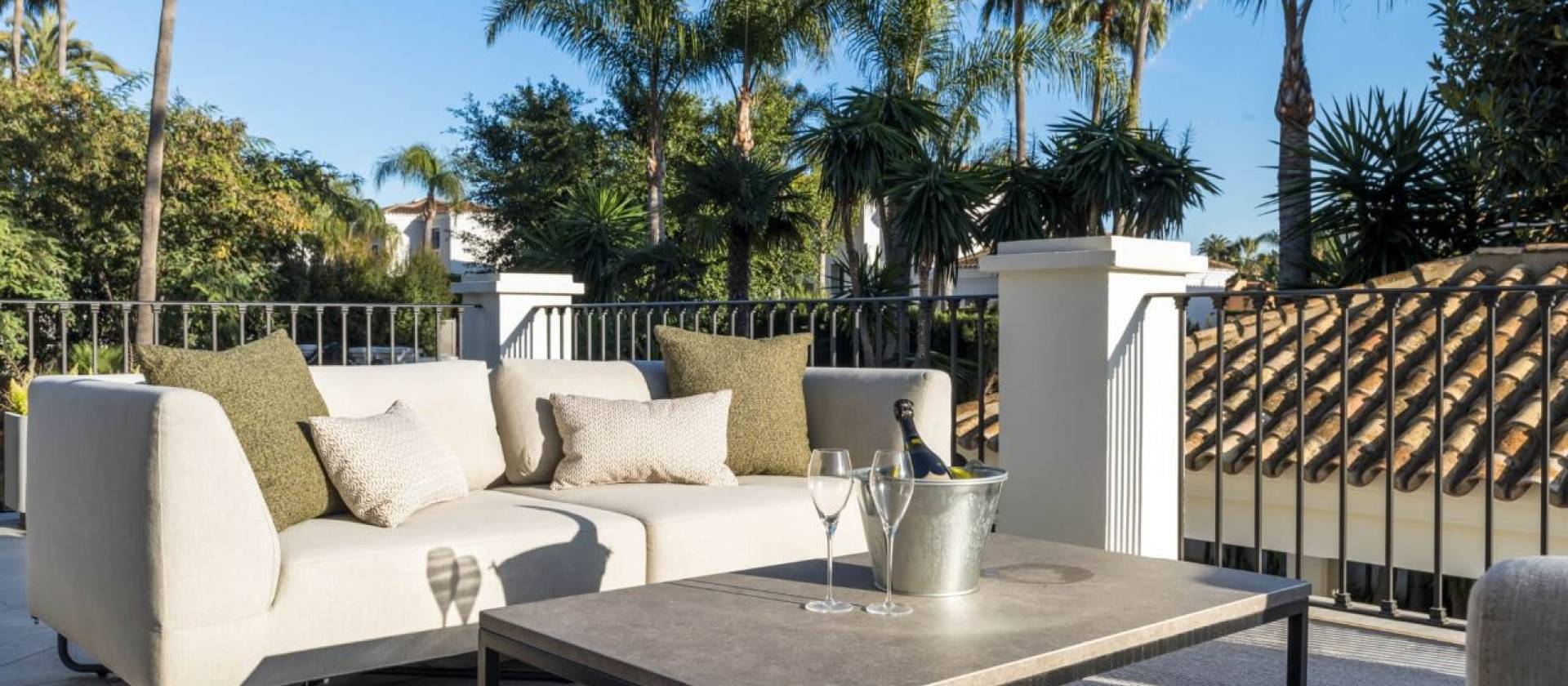Nieuwbouw  - Villa -
Marbella - Nueva Andalucia