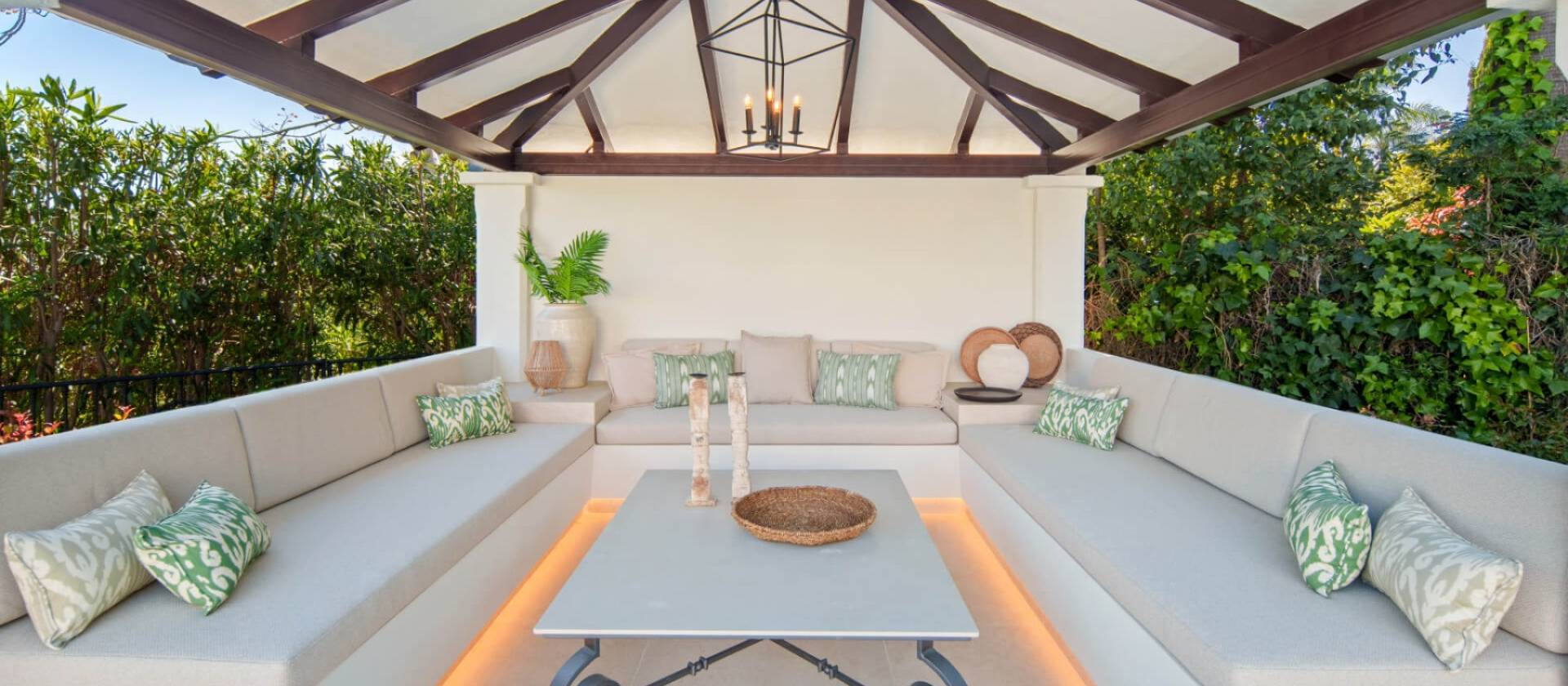 Nieuwbouw  - Villa -
Marbella - Nueva Andalucia