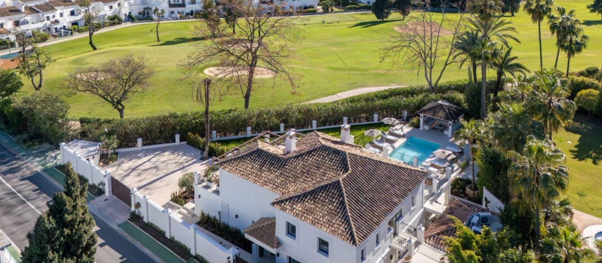 Nieuwbouw  - Villa -
Marbella - Nueva Andalucia