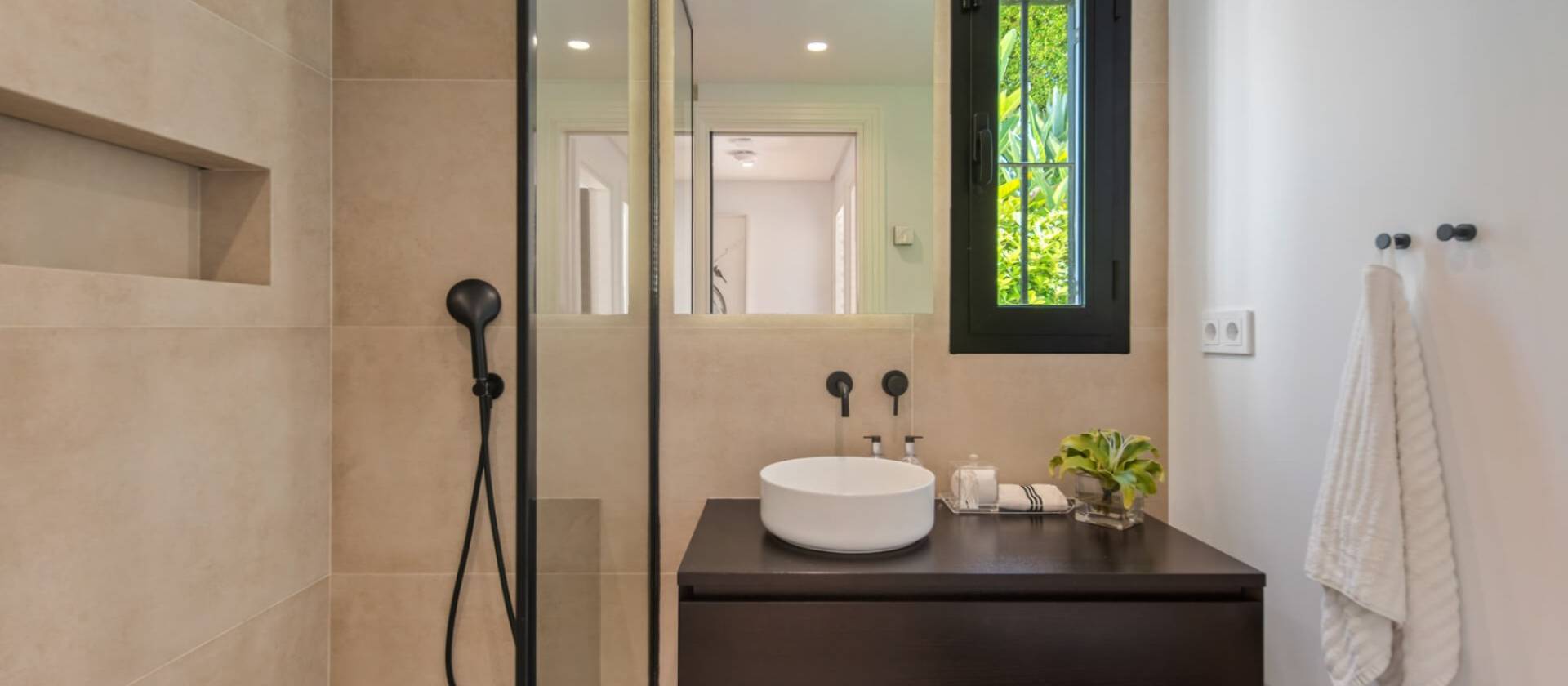 Nieuwbouw  - Villa -
Marbella - Nueva Andalucia
