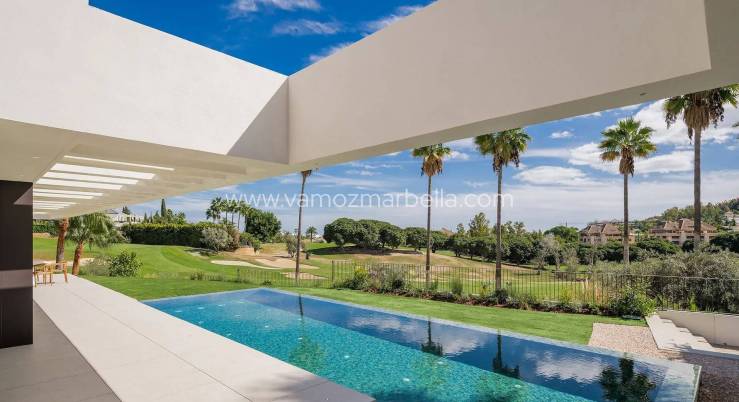 WAAROM KOPERS VAAK KIEZEN VOOR VASTGOEDPROJECTEN AAN EEN GOLFVELD?