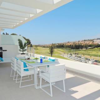 BEDANKT OM ONS AAN ONZE DROOMWONING TE HELPEN!