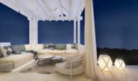 marbella club hills benahavis new golden mile appartementen penthouses te koop terras avond