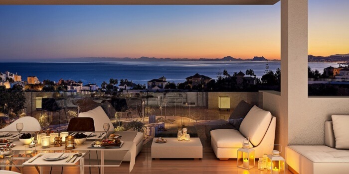 scenic appartement penthouse kopen estepona wandelafstand haven zeezicht lounge