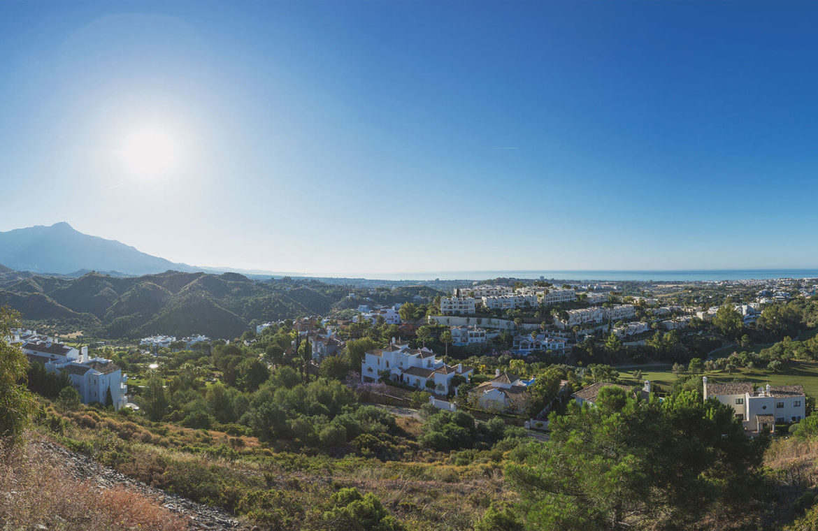the view marbella zeezicht panoramisch zicht futuristisch modern nieuwbouw benahavis luxe exclusief concierge ligging