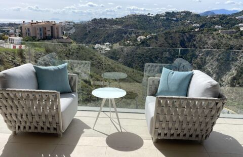 Olivos: modern appartement in Real de La Quinta Resort in Nueva Andalucia