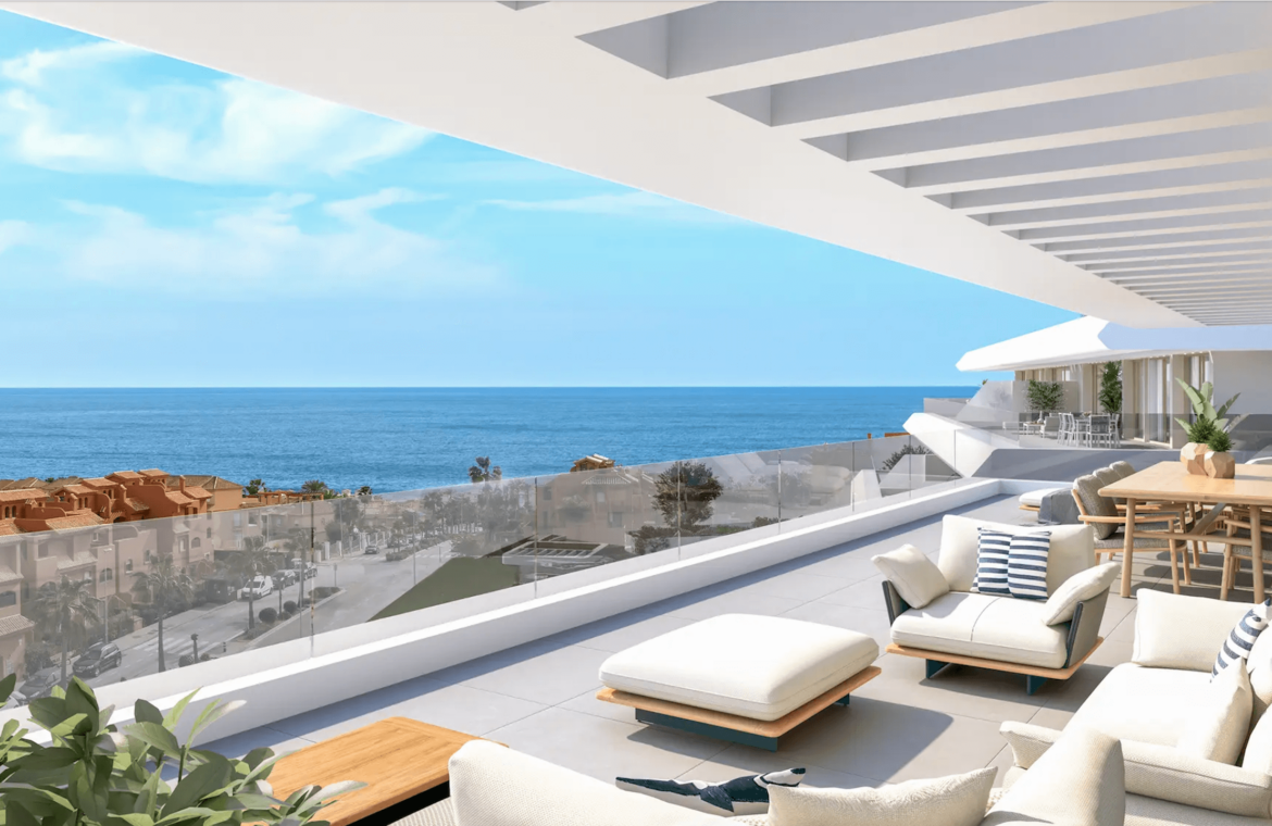 absolute estepona costa galera nieuwbouw appartement penthouse te koop vamoz marbella zeezicht wandelafstand strand terras